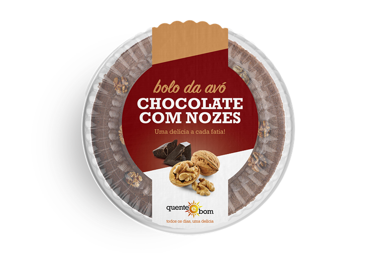 Bolo de Chocolate com Nozes — Quente e Bom